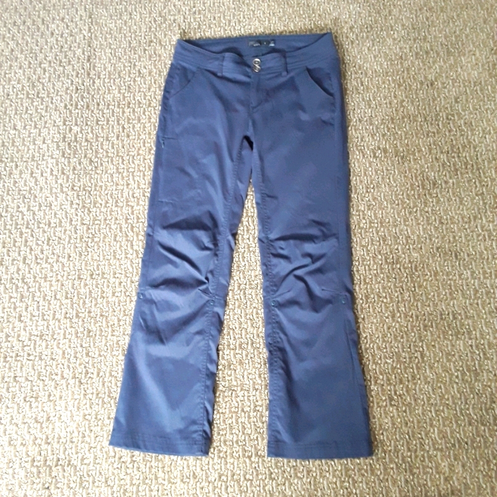 Navy Blue Prana Halle Pants—Size 6 Short
